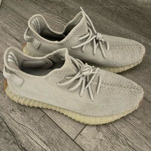 Yeezy Mens Sneakers 10.5
